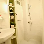 Budget By Hi5 - Oktober 6 Str 4 Budapeşte