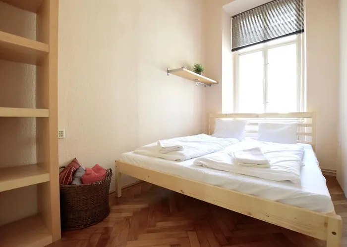 Hotel Budget By Hi5 - Október 6 Str 4 Budapest