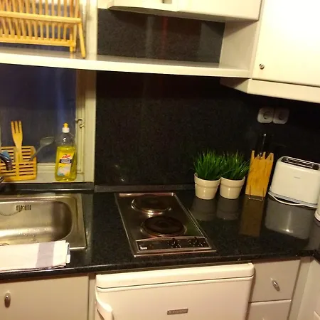 Apartment Budget By Hi5 - Oktober 6 Str 4