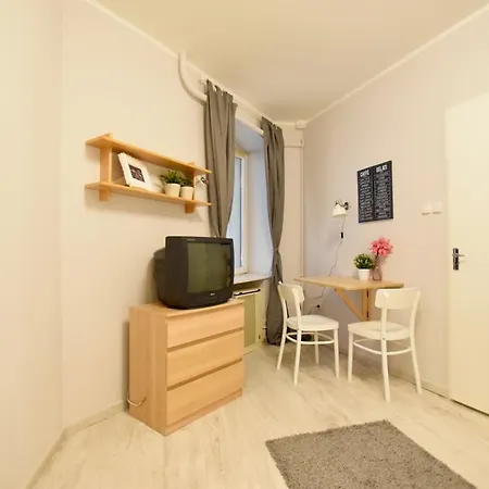 Budget By Hi5 - Oktober 6 Str 4 Apartment *