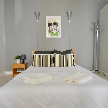 Apartment Budget By Hi5 - Oktober 6 Str 4
