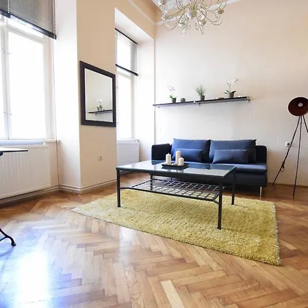Budget By Hi5 - Oktober 6 Str 4 Apartment *