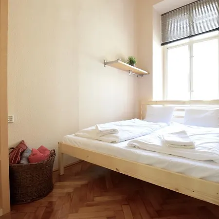 Apartment Budget By Hi5 - Oktober 6 Str 4 Budapest